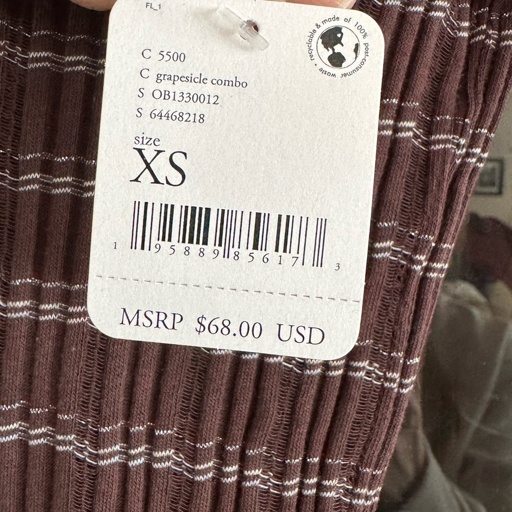 Free People Brown Blouse very light weight and fitting - Picture 3 of 4